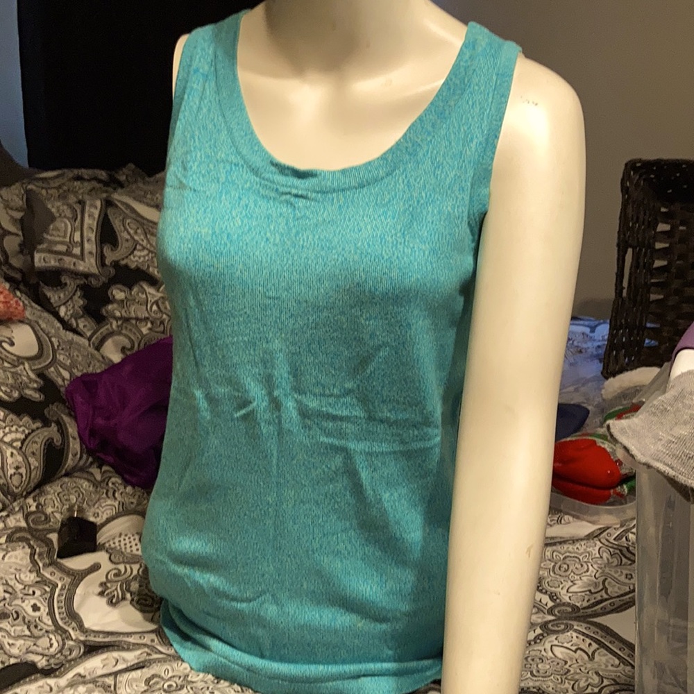 Berek Sleeveless Top Women’s Size Medium